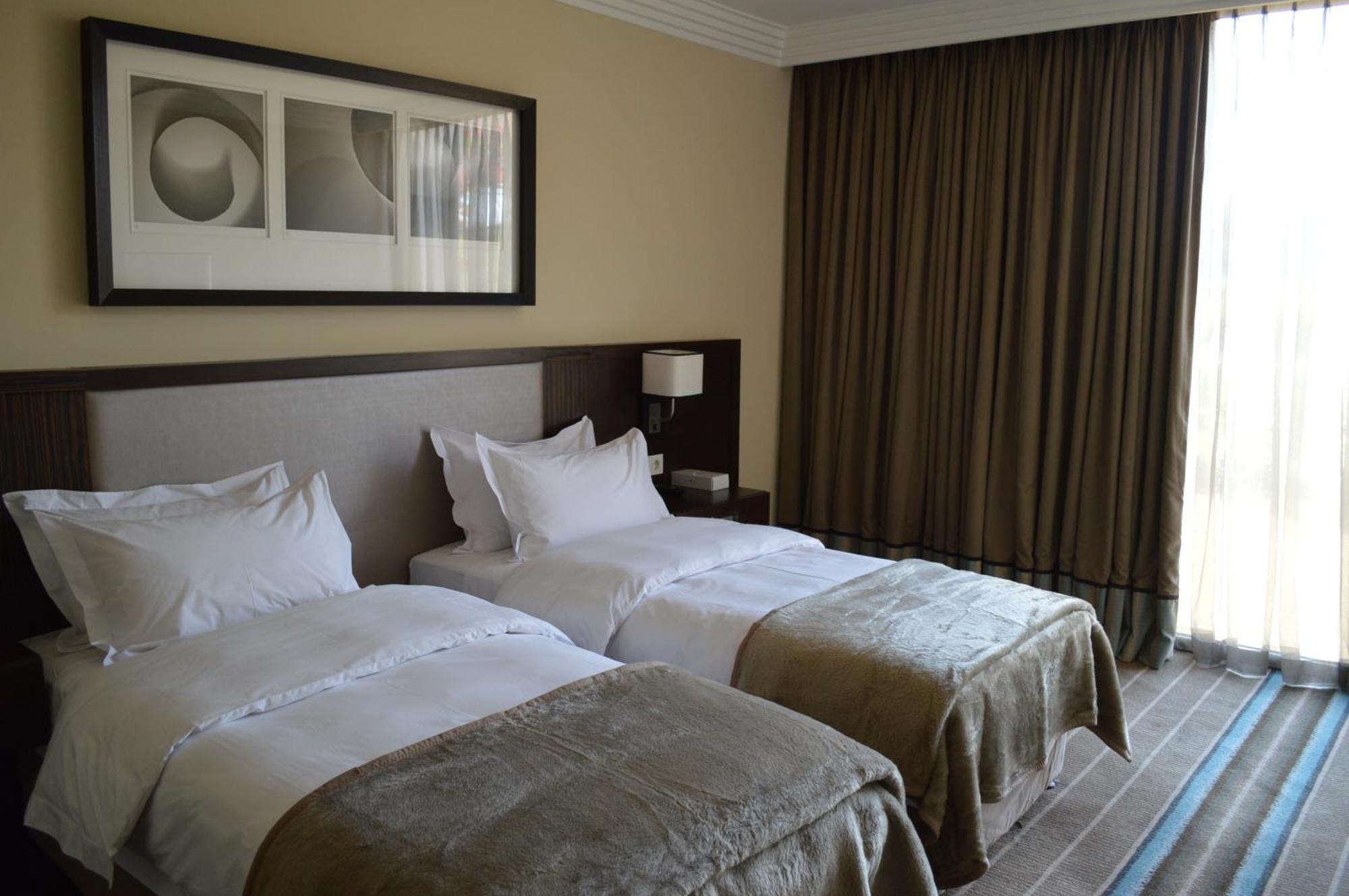 Pullman Lubumbashi Grand Karavia. Hotel Ngoại thất bức ảnh