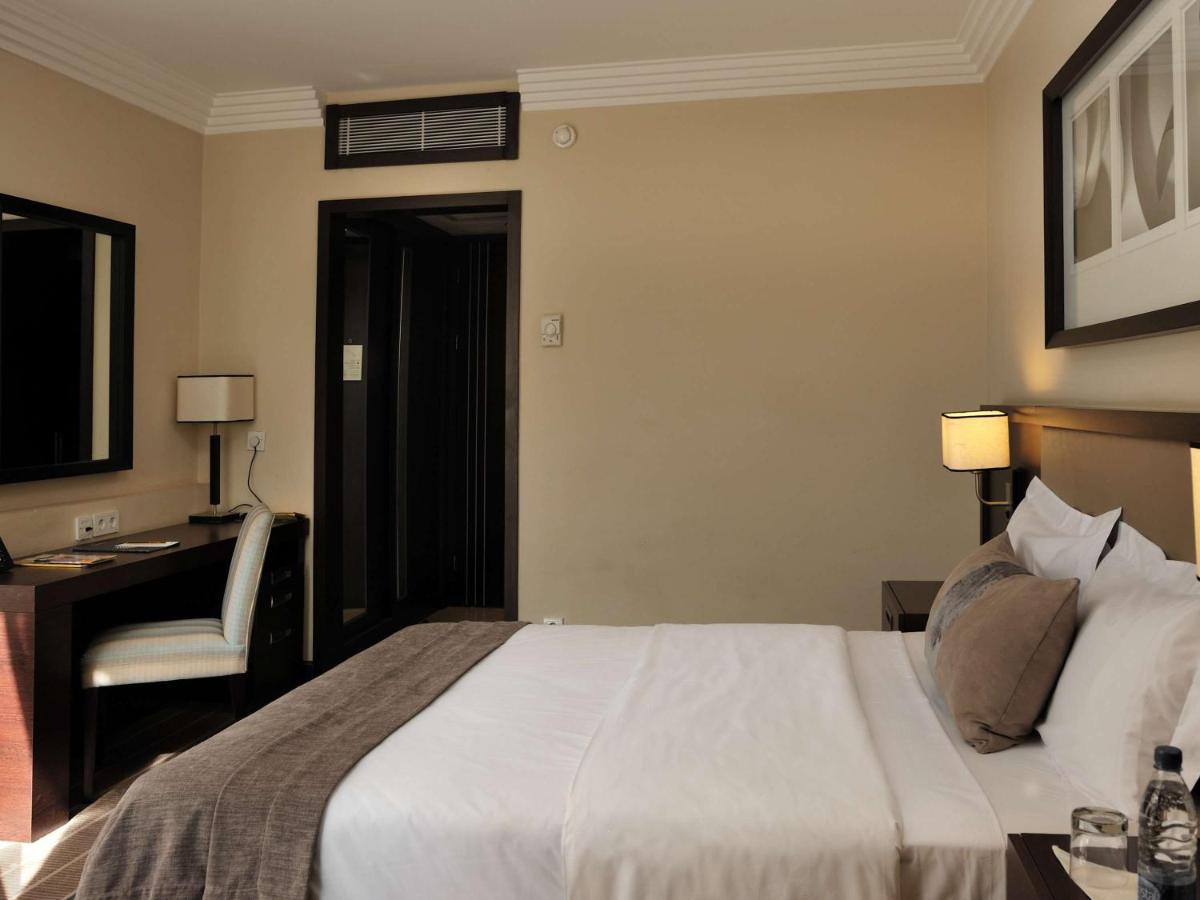 Pullman Lubumbashi Grand Karavia. Hotel Ngoại thất bức ảnh